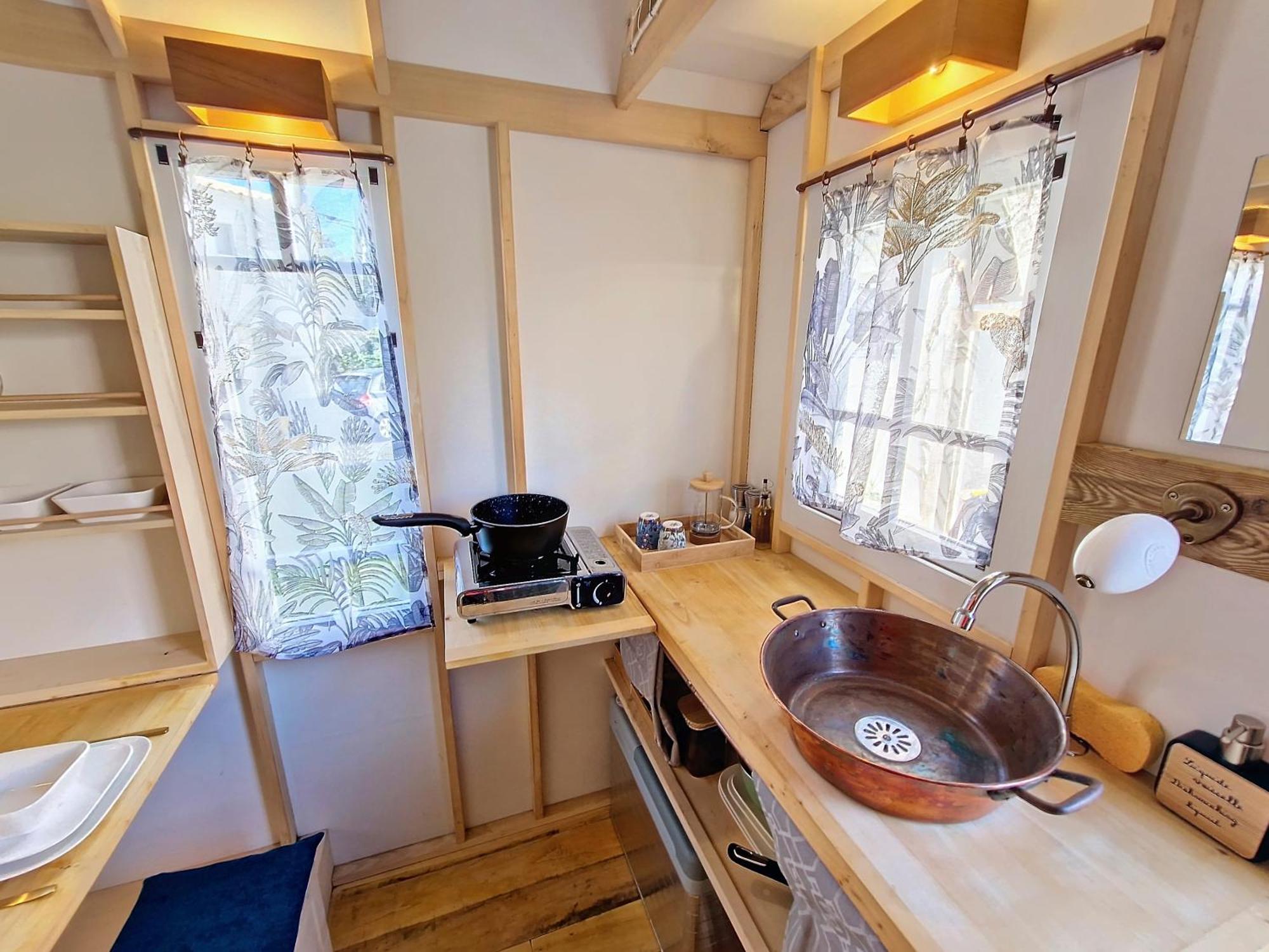 Cosy Tiny Centre-Ville De นีมส์ ภายนอก รูปภาพ