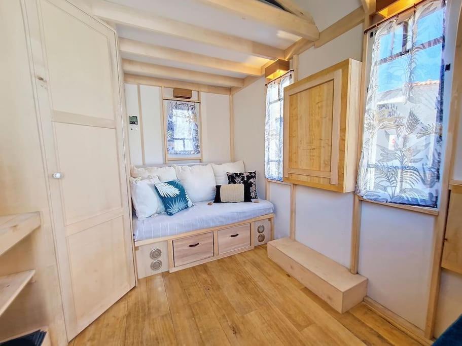 Cosy Tiny Centre-Ville De นีมส์ ภายนอก รูปภาพ