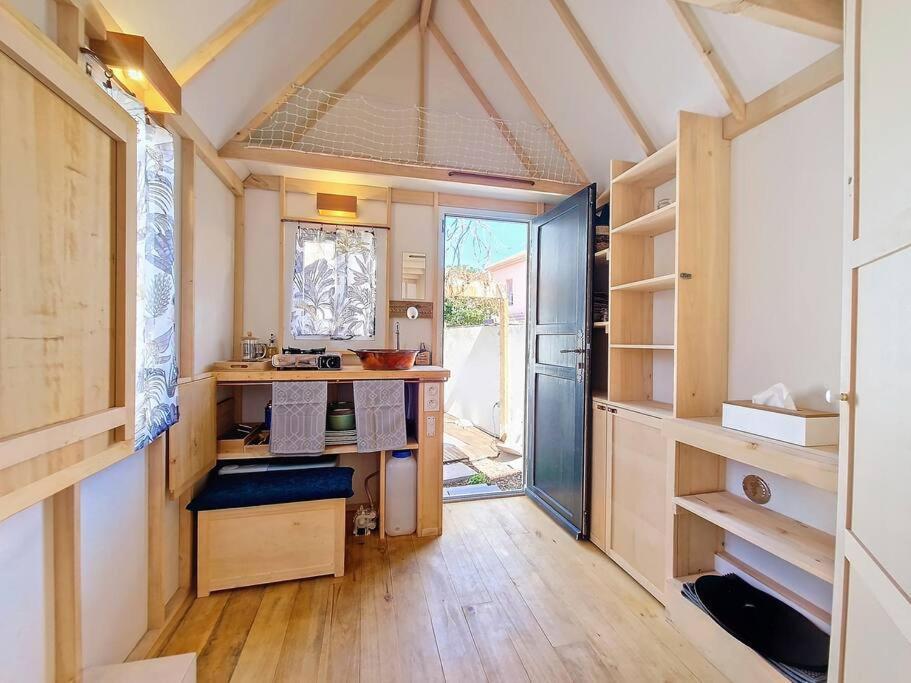 Cosy Tiny Centre-Ville De นีมส์ ภายนอก รูปภาพ